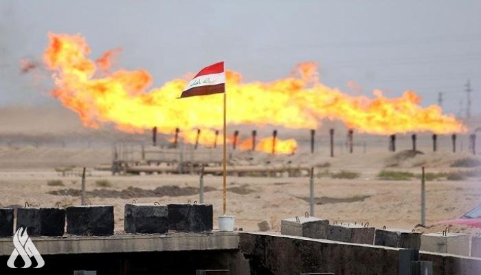 النفط: سنقلل حرق الغاز المنتج الى أدنى مستوى له نهاية العام
