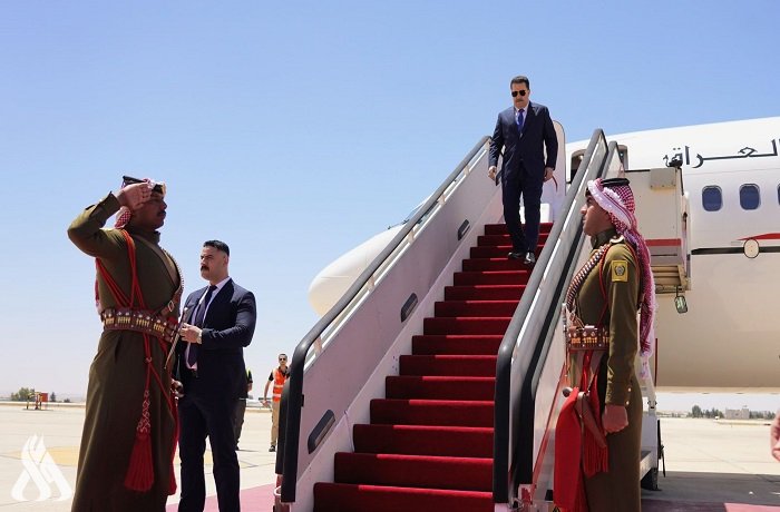رئيس الوزراء يصل إلى العاصمة الأردنية عمّان