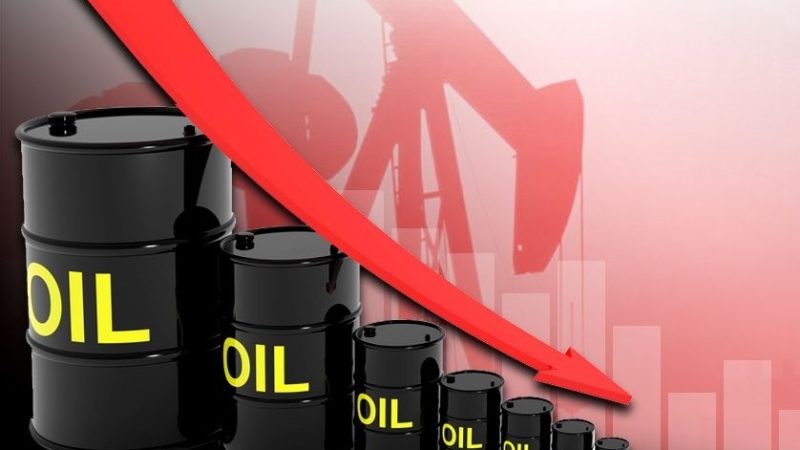 قد تصل لـ 50 دولاراً.. خبير يحدد الأسباب التي ستقود السوق النفطية لحرب أسعار جديدة