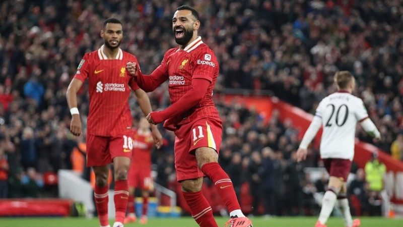 مدرب ليفربول يعلق على أداء محمد صلاح وهدفه في كأس الرابطة (فيديو)