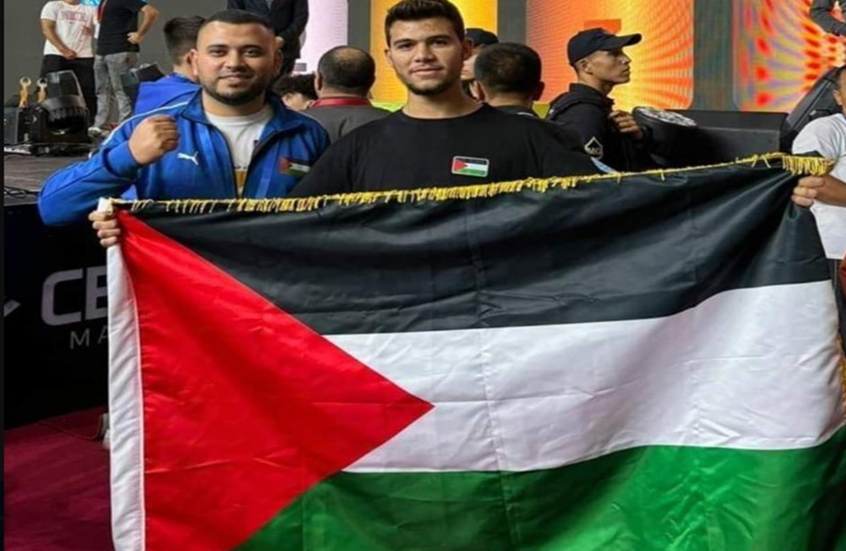 الفلسطيني عبد الرحمن موسى ينسحب من مواجهة منافس إسرائيلي في بطولة العالم للكيك بوكسينغ