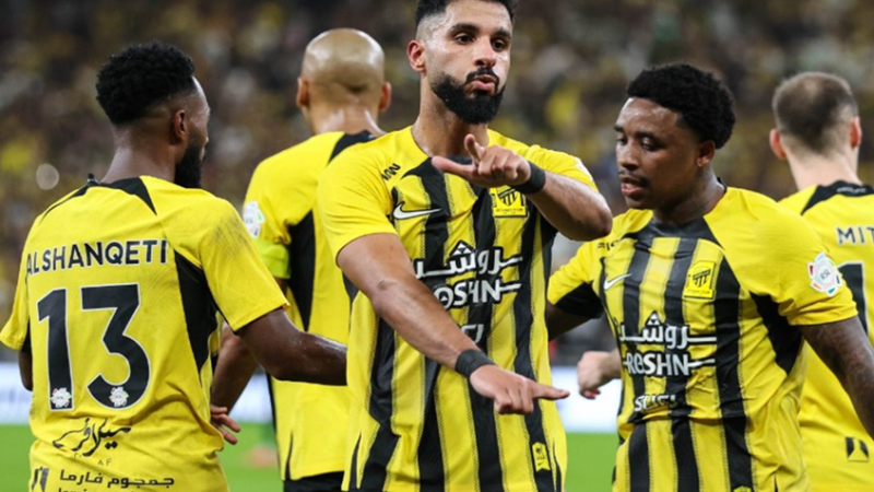 الاتحاد يسقط الأهلي ويشعل الصراع على صدارة الدوري السعودي