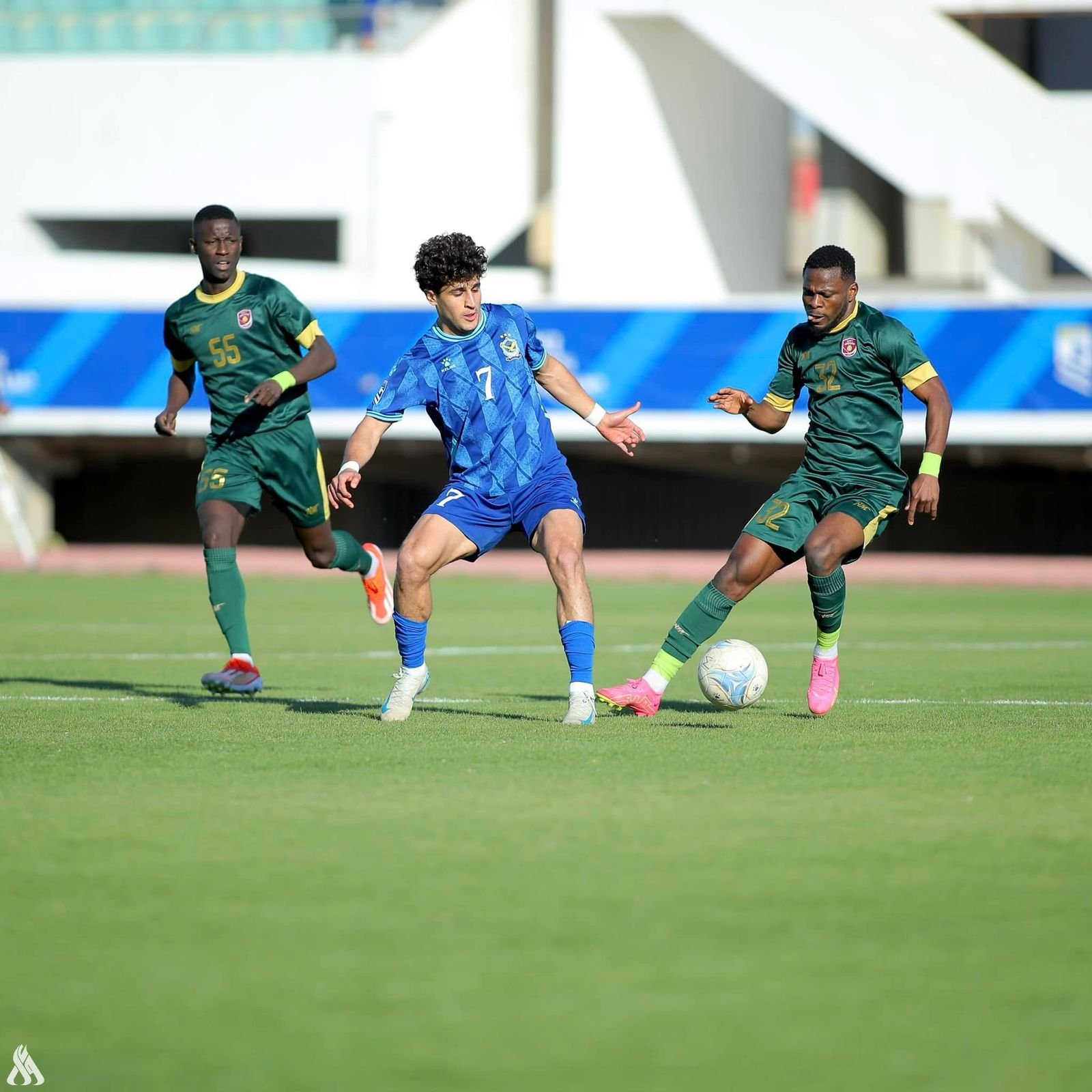 الجوية يتغلب على نفط ميسان ويتصدر دوري النجوم