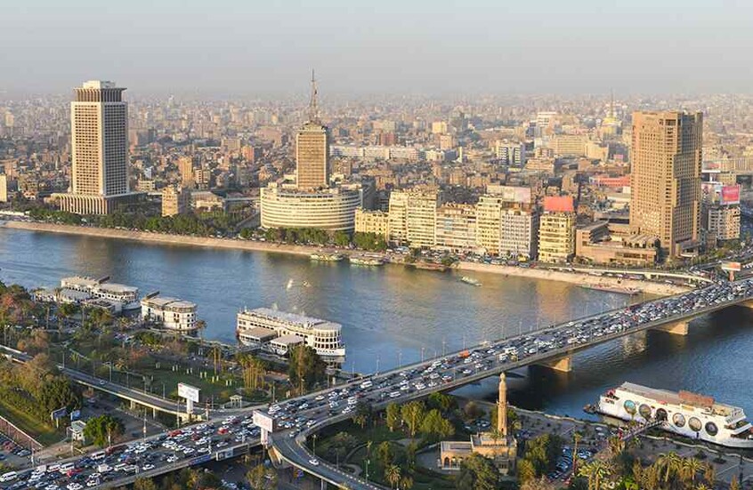 مصر.. خبير اقتصادي يعلق على زيادة الدين 800 مليار جنيه في 3 أشهر