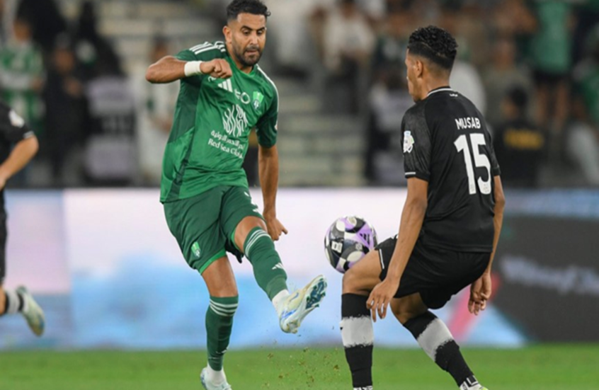 الأهلي يهزم الشباب بثلاثية في الدوري السعودي