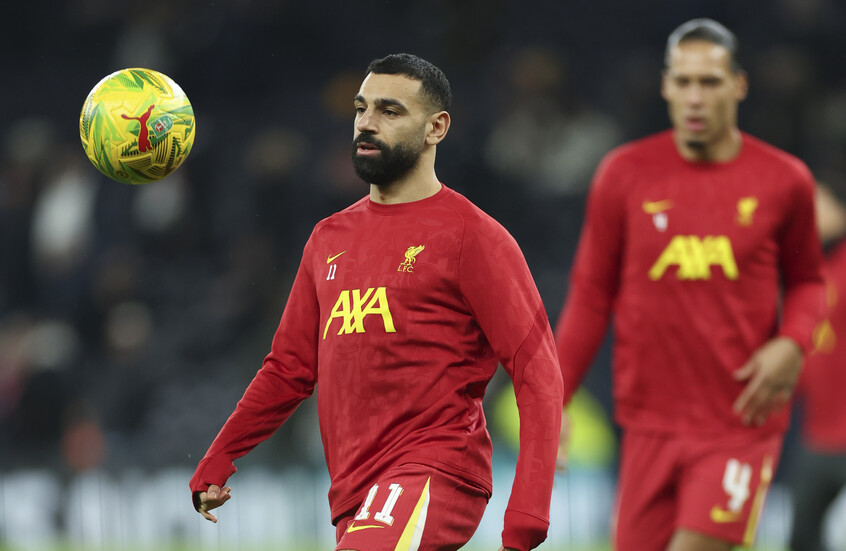 صلاح يضغط على ليفربول بعرض الهلال